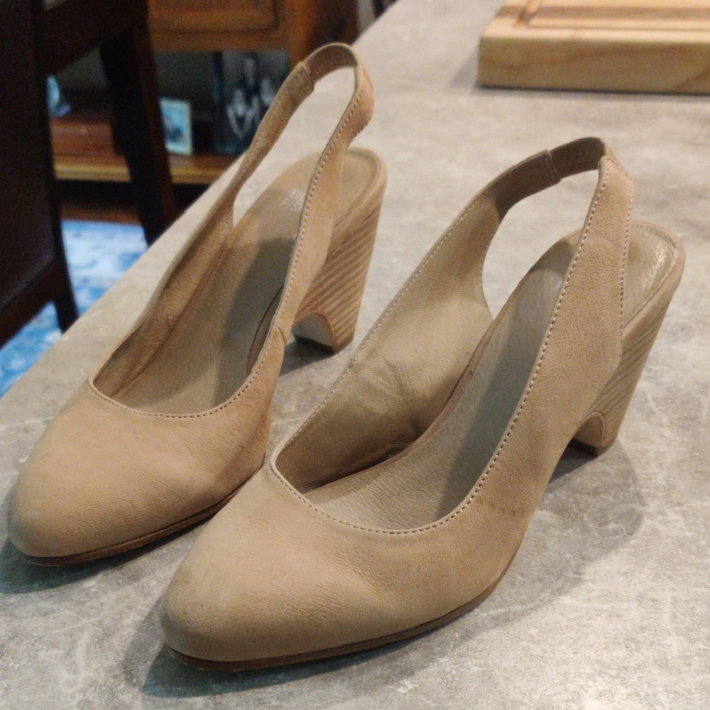 Elegant Tan Slingback Heels